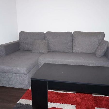 F1 De 36M2 Avec Terrasse Et Parking Privatif. Apartment La Roquette-sur-Siagne Bagian luar foto